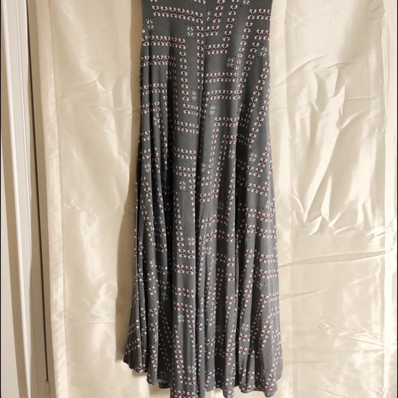 Gray loose and float dress - Picture 2 of 2